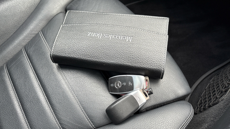 Mercedes-Benz C-Class C220d AMG Line Premium Plus 4dr 9G-Tronic Diesel Saloon